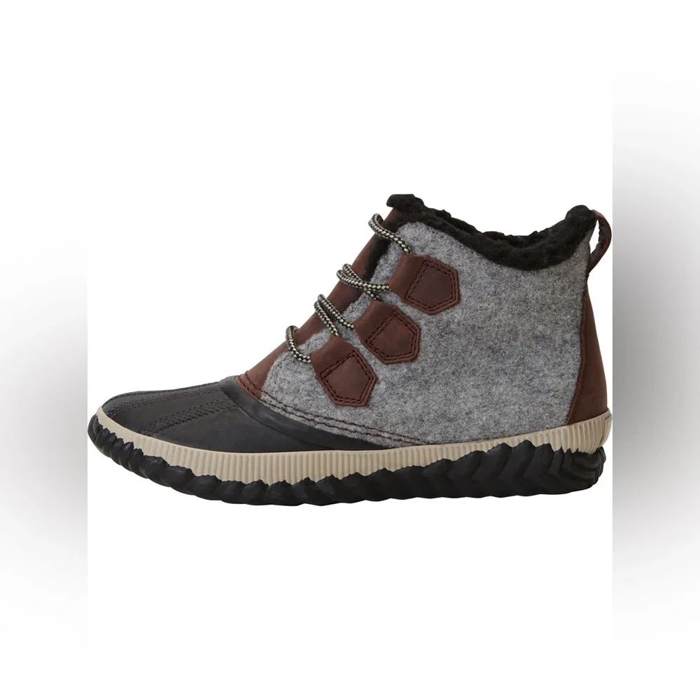 Sorel happy fuzzy